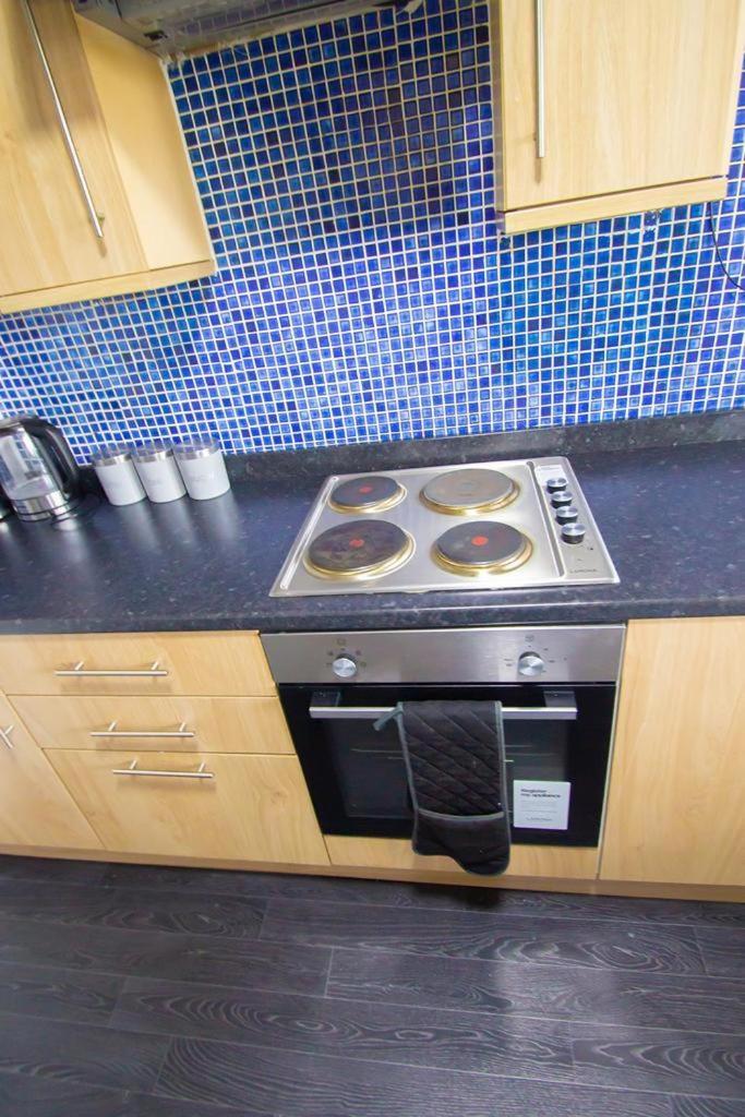 Hilltop Place Suites Near Doncaster Racecourse Экстерьер фото